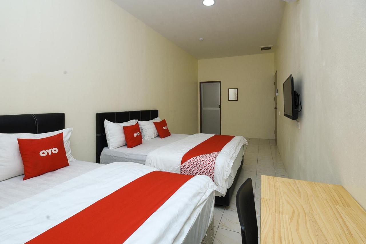 Oyo 90172 Goodwill Homestay Batu Niah Buitenkant foto