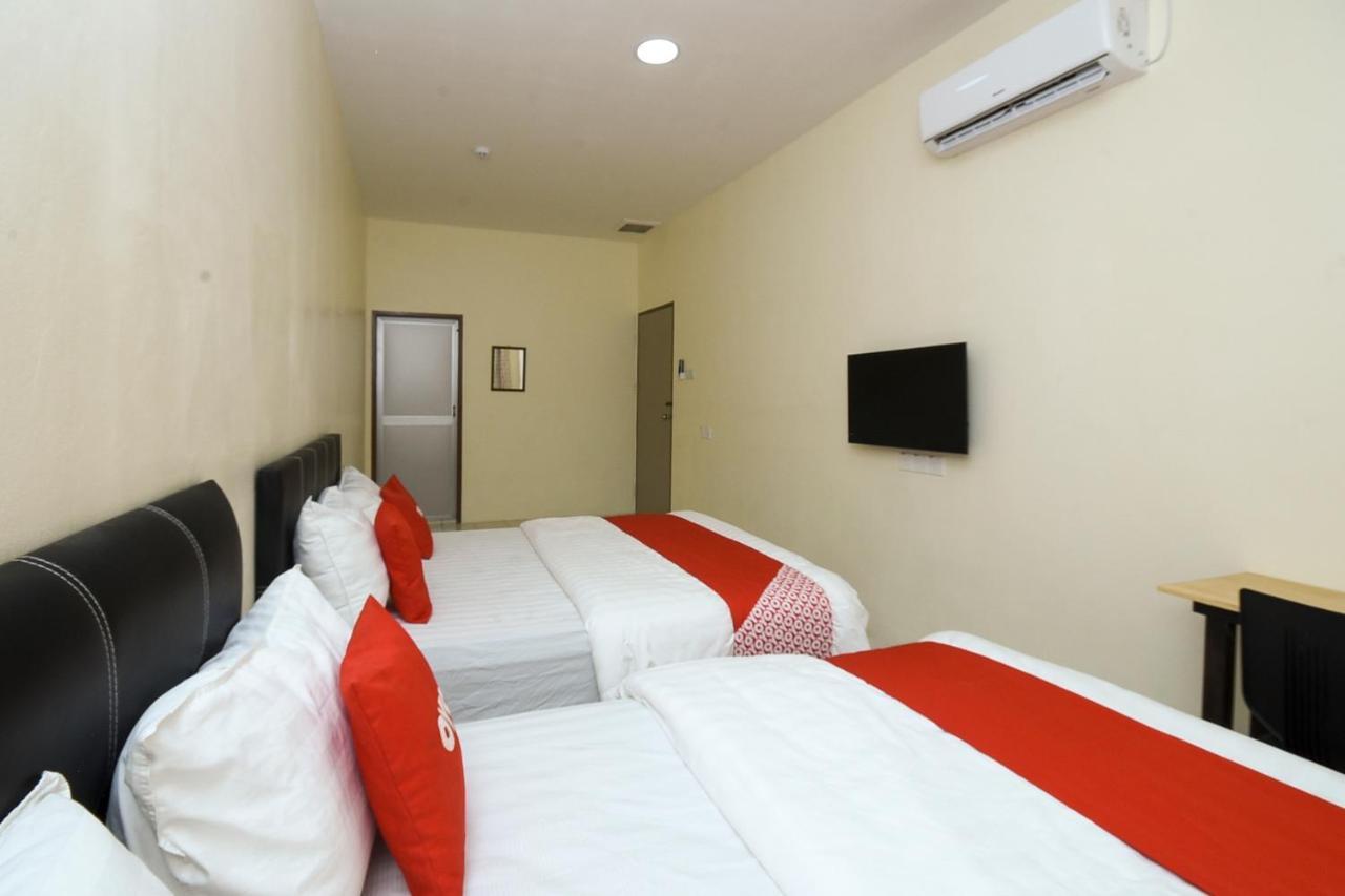 Oyo 90172 Goodwill Homestay Batu Niah Buitenkant foto