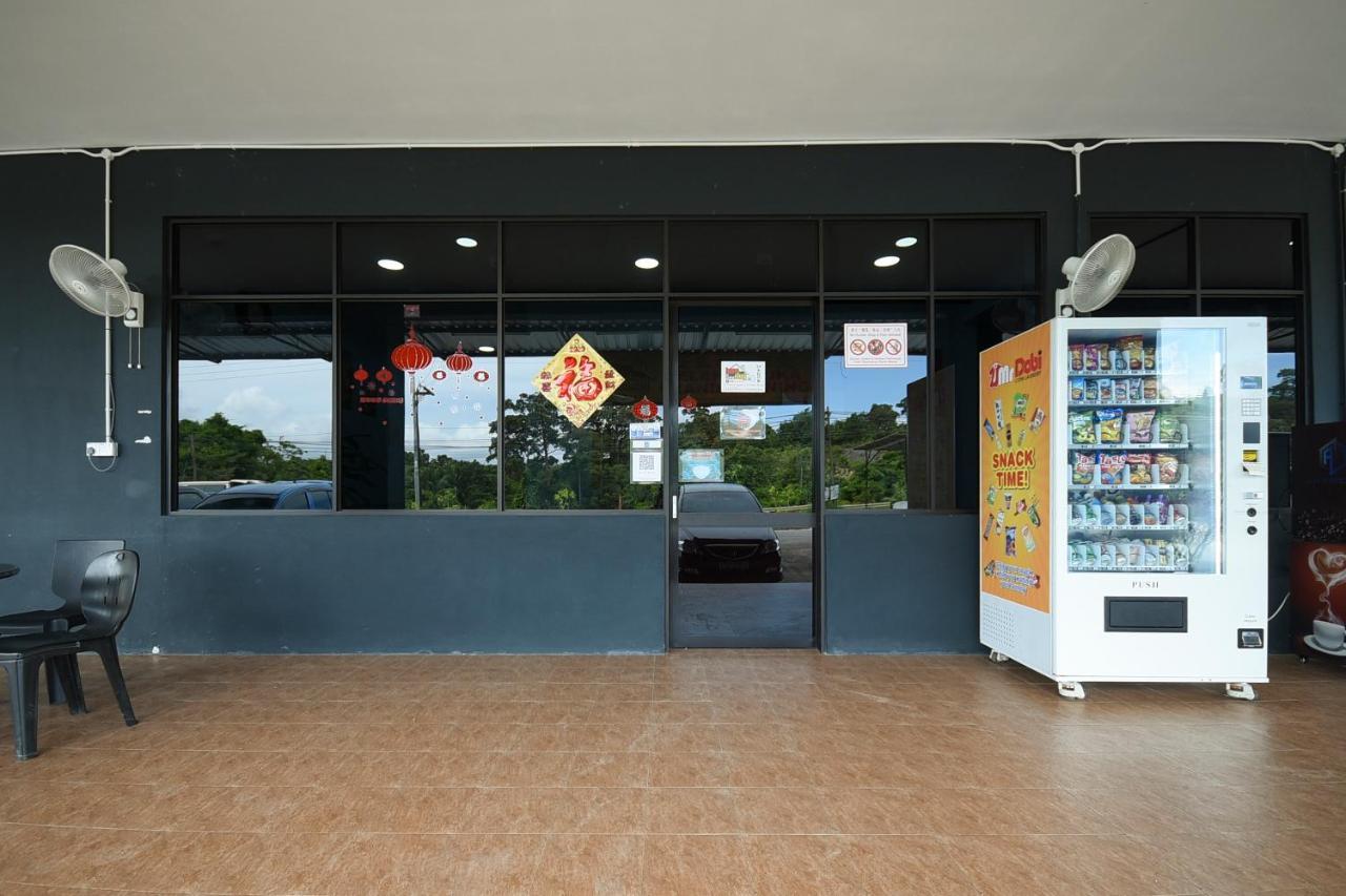 Oyo 90172 Goodwill Homestay Batu Niah Buitenkant foto