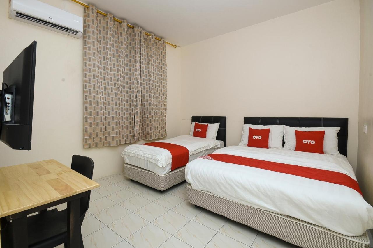 Oyo 90172 Goodwill Homestay Batu Niah Buitenkant foto