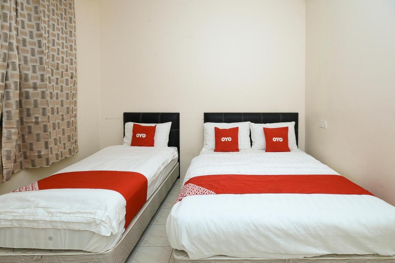 Oyo 90172 Goodwill Homestay Batu Niah Buitenkant foto