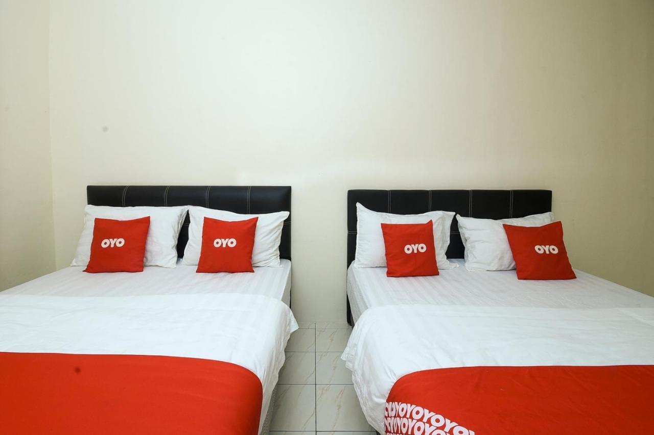 Oyo 90172 Goodwill Homestay Batu Niah Buitenkant foto