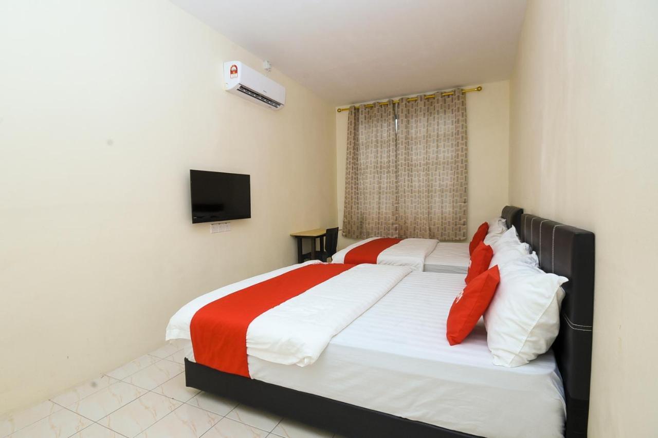 Oyo 90172 Goodwill Homestay Batu Niah Buitenkant foto
